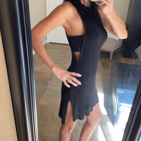 NWOT Unique Sweater Dress/Tunic from Guess Sz XS - Picture 2 of 15